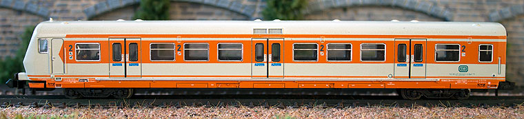 S-Bahn-Steuerwagen 2. Klasse fra Minitrix